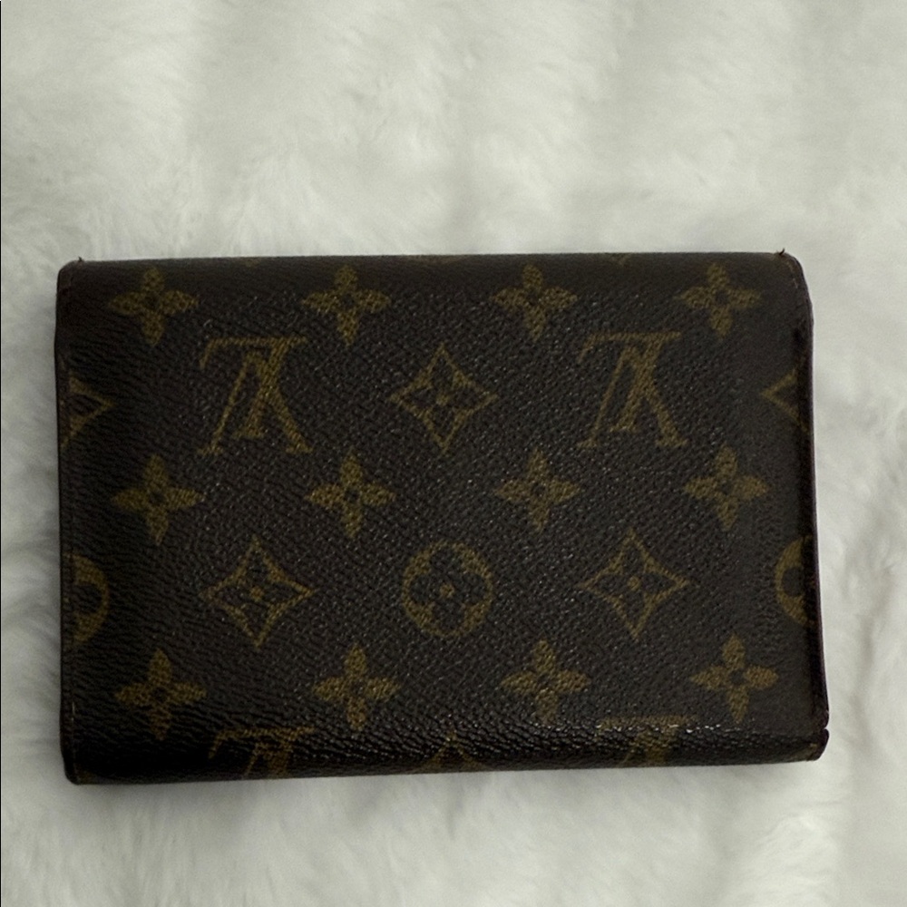 Louis Vuitton Monogram Porte Trésor Wallet - Picture 2 of 9